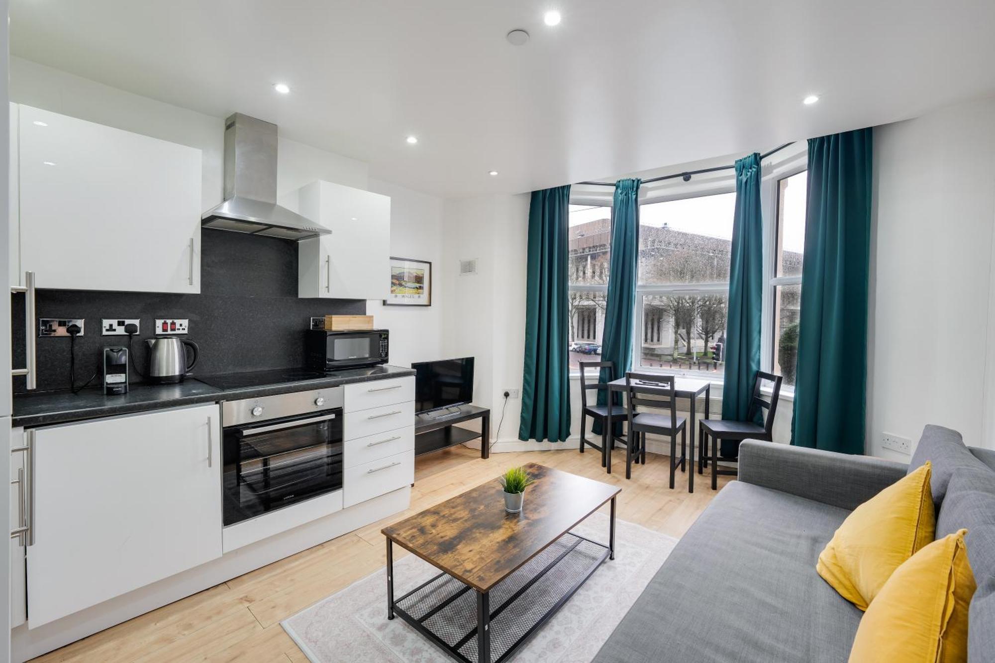 Relax In A Modern Cardiff Home By The City Centre & Bute Park Bagian luar foto